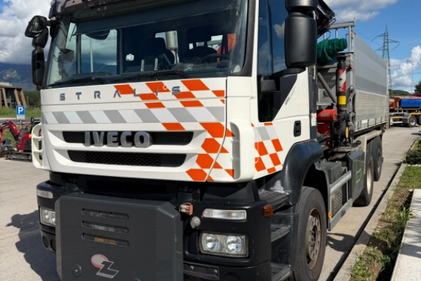 Iveco 360 CNG 6x2 con PK14002 4 sfili  - Gallery